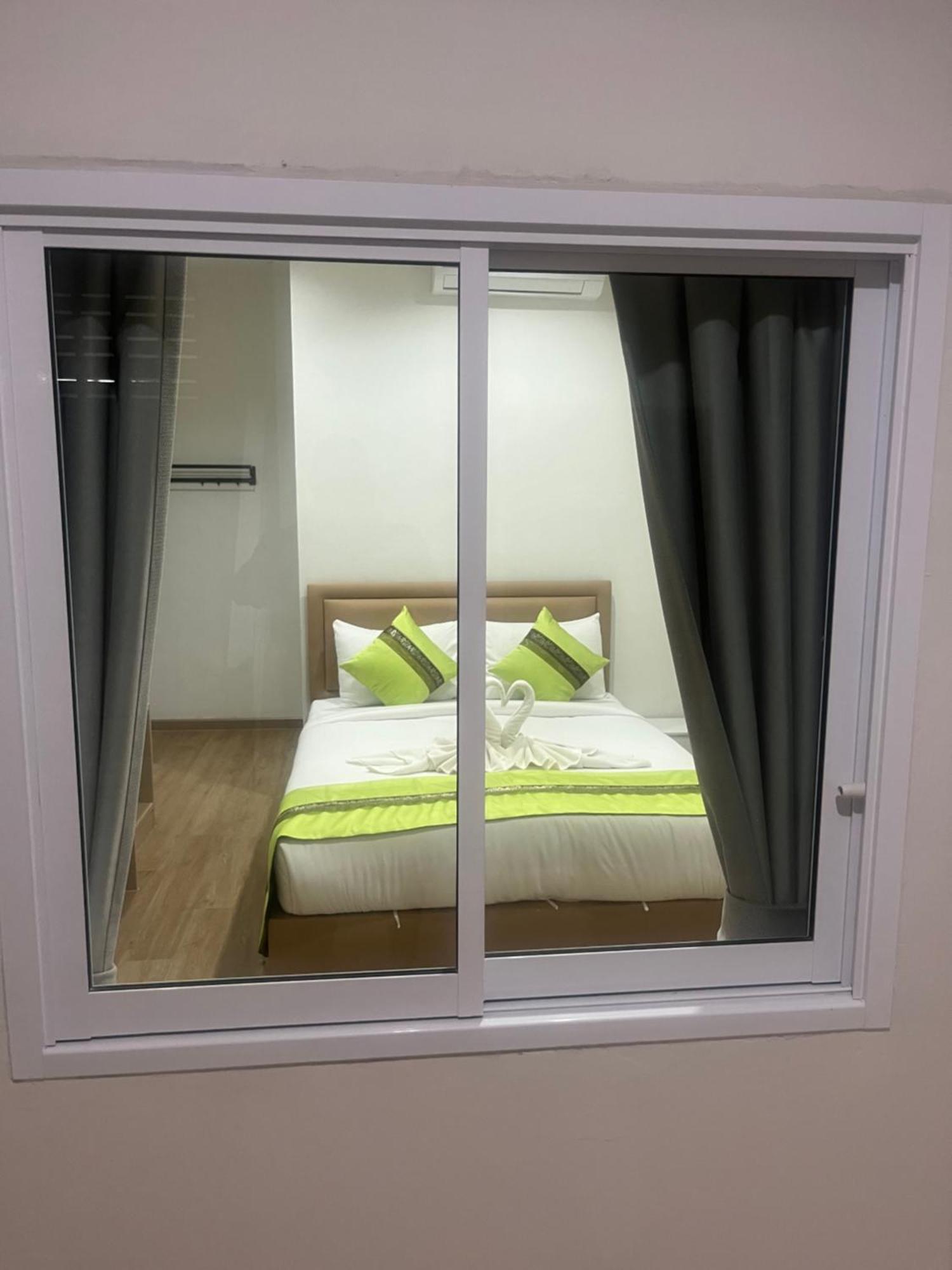 28 Boutique Hotel Patong Habitación foto